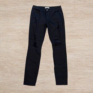 NWOT Refuge Black Straight Leg Distressed Jeans Denim Mid Rise Women’s Size 6